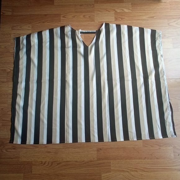 P** NWT women's plus cape style top,blk/tan/white stripe sz 2X - Picture 5 of 5